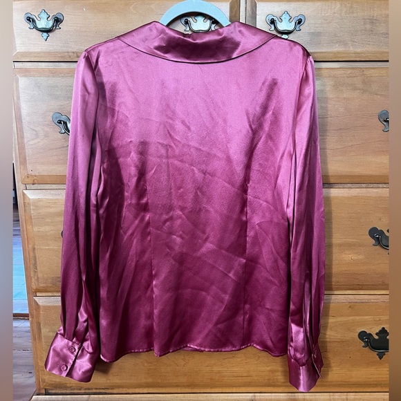 Dana Buchman 100% silk blouse - Picture 2 of 3